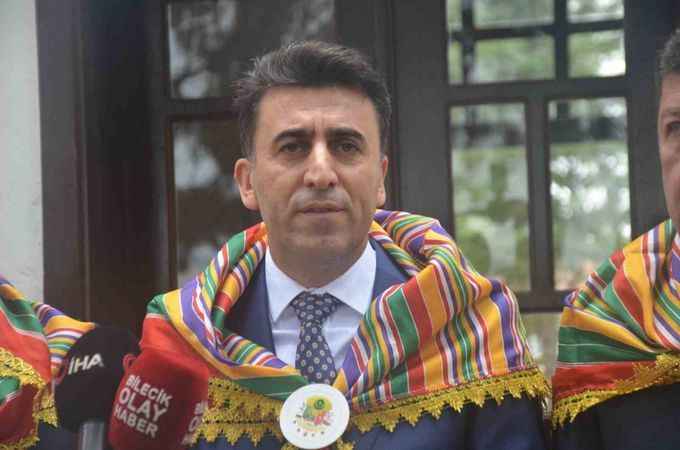 Söğüt'te Tarihi Anma Töreni: Halk Oyunları Gösterisi ile 742. Ertuğrul Gazi’yi Anma ve Yörük Şenlikleri düzenlendi!